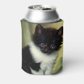 Vintage Tuxedo Kitten Illustration 缶クーラー (缶裏面)