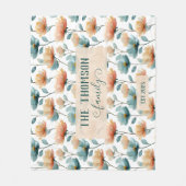 Vintage Watercolor Floral Family Heritage フリースブランケット (正面)