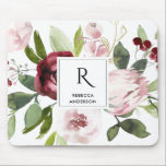 VINTAGE WHITE BLUSH PINK BURGUNDY PROTEA FLORAL マウスパッド<br><div class="desc">If you need any further customisation please feel free to message me on yellowfebstudio@gmail.com</div>