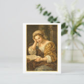 Vintage Woman Reading ポストカード (スタンド正面)