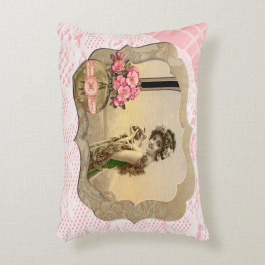 VintageBeautyはピンクのレースのDoily AccentPillowを組み立てました アクセントクッション (正面(垂直))