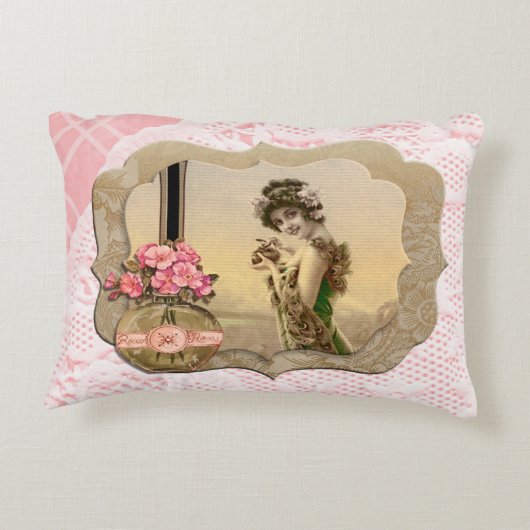 VintageBeautyはピンクのレースのDoily AccentPillowを組み立てました アクセントクッション (裏面)