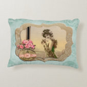 VintageBeautyはMintGreenのバラのアクセントの枕を組み立てました アクセントクッション (裏面)