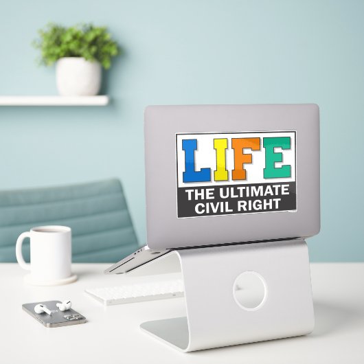 Vinyl sticker with a bold design. シール (デスク上のノートパソコン)