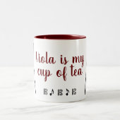 Violaは私の紅茶（濃い赤）マグカップ ツートーンマグカップ (中央)