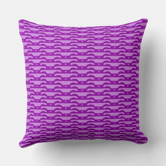 Violet Dreams-Dark & Light Purple Throw Pillow クッション (裏面)