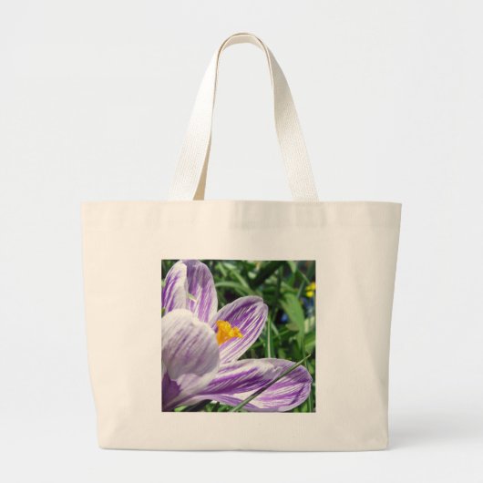 Violet spring crocus ラージトートバッグ (正面)