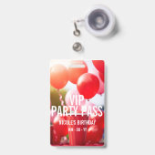 VIPバースデーパーティーイベントバッジ バッジ (伸縮クリップ付き付き表面)