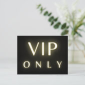 VIP専用ネオン輝くラグジュアリーテキストデザイン ポストカード (スタンド正面)