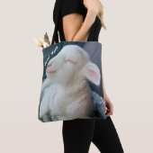 Viral Vern White Lamb Durable Tote Bag トートバッグ (クローズアップ)