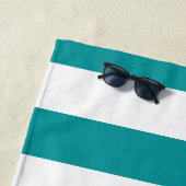 Viridian緑の白パタストライプのーン ビーチタオル (インサイチュ)