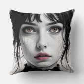 Visage de porcelaine regard d'âme fêlée.  クッション (裏面)