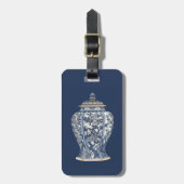 Vision Studioによる青と白の磁器の花瓶 ラゲッジタグ (正面縦)