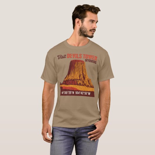 Visit Devils Tower Funny Tシャツ (正面フル)