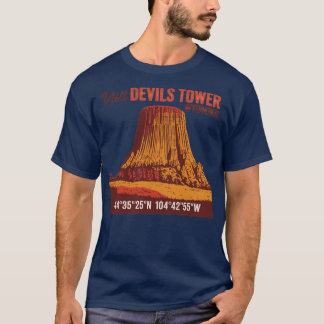 Visit Devils Tower Funny Tシャツ