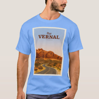 Visit Vernal Tシャツ