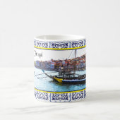 Vista de barcos no rio douro porto portugal コーヒーマグカップ (中央)