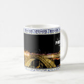 Vista nocturna da Ponte D. Luís I no Porto コーヒーマグカップ (正面右)