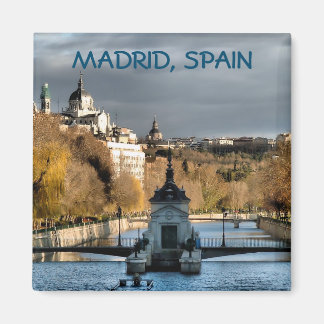 Vistas junto al río Manzanares en invierno, Madrid マグネット