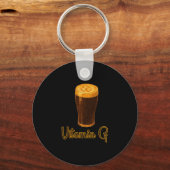 Vitamin Beer Lucky Shamrock Funny Patrick’s Day Me キーホルダー (正面)