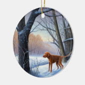 Vizla 雪が降るクリスマス セラミックオーナメント (左)