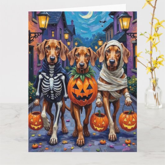 Vizsla Dogs Trick-or-Treating in Halloween Costume カード (黄色い花)