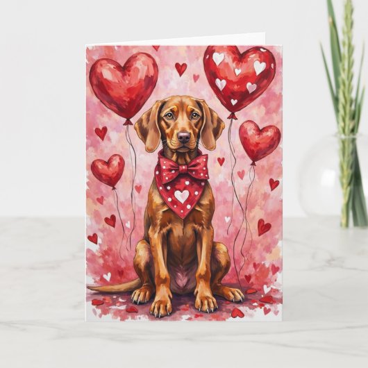 Vizsla Valentine Dog Sitting with Hearts Red カード (正面)