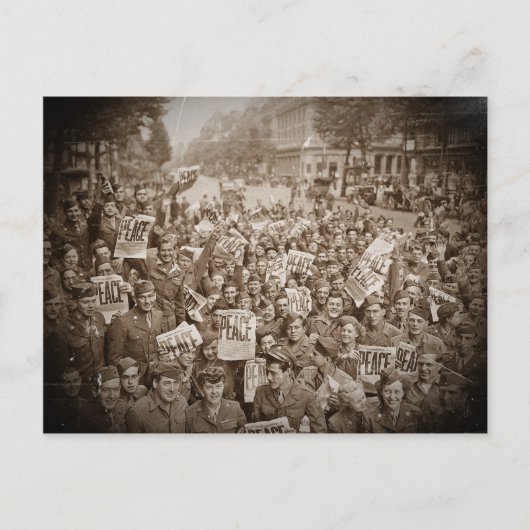 VJデーのアメリカ兵 ポストカード (正面)