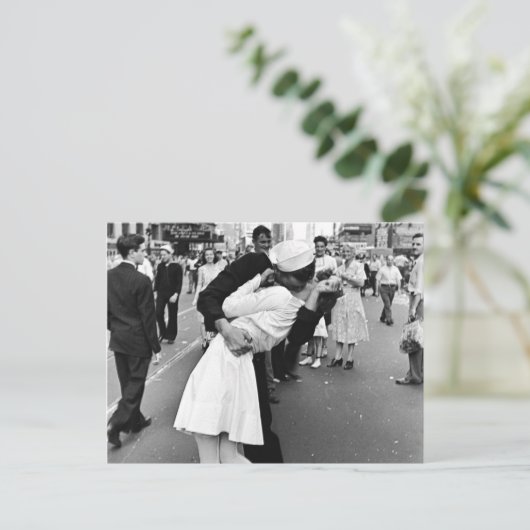 VJデーのキス 世界大戦 ポストカード (スタンド正面)