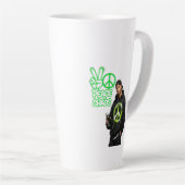 Voice of Peace カフェラテマグ (右アングル)