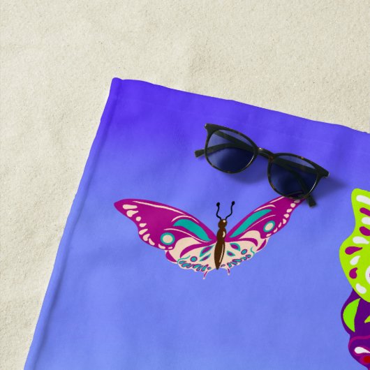 Vol de papillons multicolores ビーチタオル (インサイチュ)