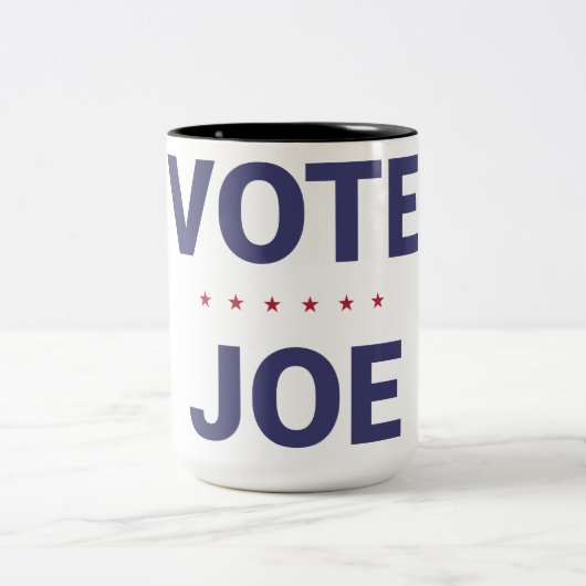 Vote Joe（2020年米国選挙、民主党） ツートーンマグカップ (中央)