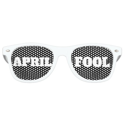 VRヘッドセット新製品 レトロサングラス (正面)