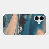 vrai photo, vrai village iPhone 16ケース (裏面横)