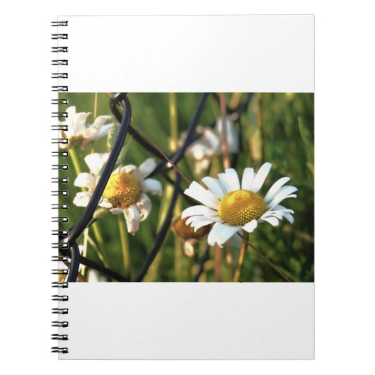 Vrede achter het hek. In bloemen illustratief. ノートブック (正面)