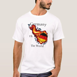 W杯 – ドイツ対世界炎上のサッカー Tシャツ