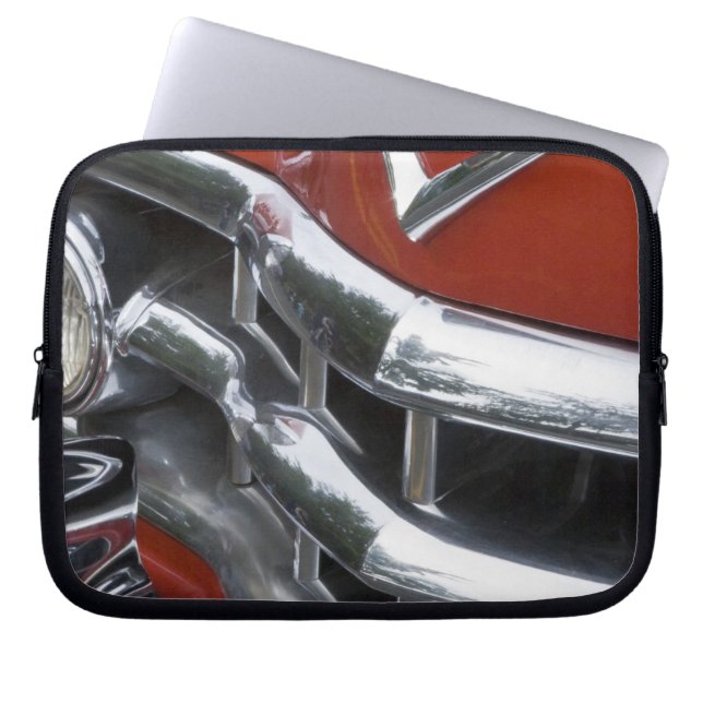 WA、シアトルのクラシックなアメリカの自動車。 4 ラップトップスリーブ (正面)