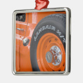 WA、シアトルのクラシックな積み込み メタルオーナメント (左)