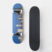 WA、シアトル、シアトル、スカイライン、エリオットベイ3 スケートボード (正面)