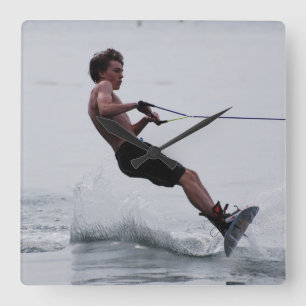 Wakeboardの角度の柱時計 スクエア壁時計