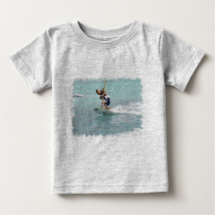 Wakeboardingの回転乳児のTシャツ ベビーTシャツ