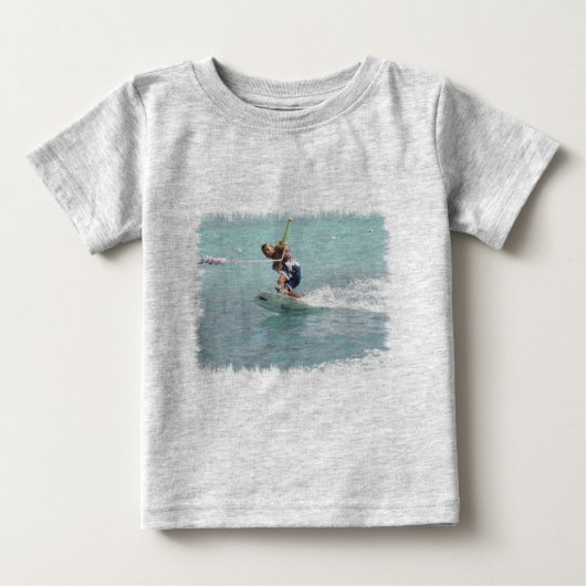 Wakeboardingの回転乳児のTシャツ ベビーTシャツ (正面)