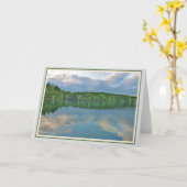 Waldenの池: ブルーバードは彼のの空を運びます カード (黄色い花)