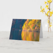 Waldenの池- 10月の反射の秋の群葉 カード (黄色い花)