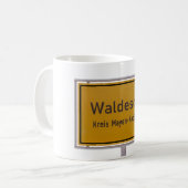 Waldesch Ortsschildの市境の印 コーヒーマグカップ (正面左)