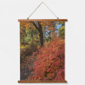 Walk Through an Autumn Color Botanical Garden 吊り下げ型タペストリー (正面)