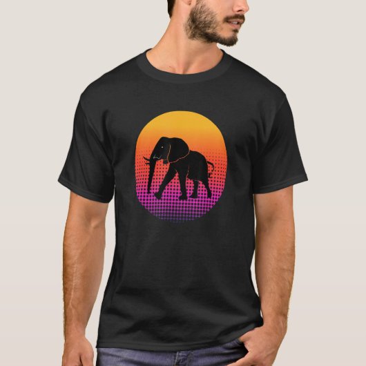Walking African Elephant Animal Silhouette Sunset Tシャツ (正面)