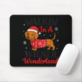 Walking In Weiner Wonderland Mini Dachshund Christ マウスパッド (マウス)