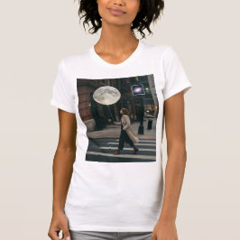 Walking With the Moon Tシャツ