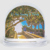 Walkway to the Beach Snow Globe (裏面)